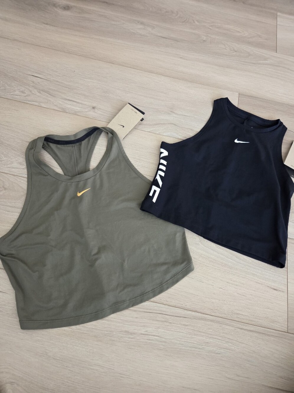 Nike Top Bundle 💚🖤